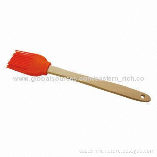 Silicone brush, hard wood handle, 20.3x3.5x1.3cm